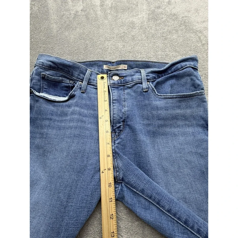 Levi's 311 Jeans‎ Womens Measured 35x23 Light Wash Shaping Skinny Capri